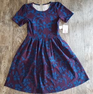 LuLaRoe Amelia size Medium